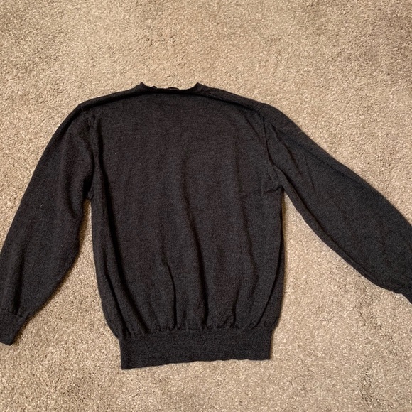 Sweater - Picture 2 of 4